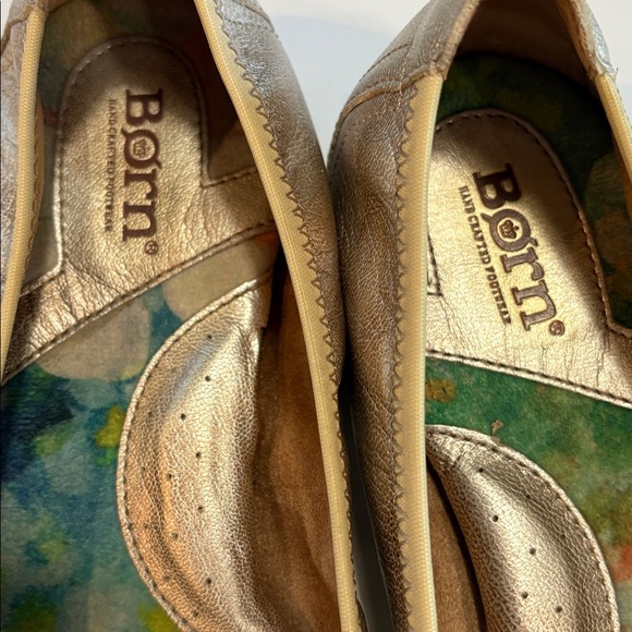 Born Women's Julianne Silver Metallic Ballet Flats Women’s 10 - Picture 2 of 6